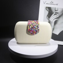 新しい編み込みチェーンクラッチイブニングバッグ、シンプルでファッショナブルで多用途なバッグ、クロスボディバッグ