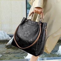 バッグ 新しいバケットバッグファッショナブルな質感エンボス加工レディースハンドバッグ大容量義母バケットバッグ