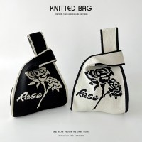 韓国風ニッチデザイン白黒ローズニットショルダーハンドバッグハンドバッグシンプルで万能な大容量トートバッグ