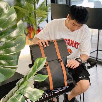 スウェーデンのファッション北欧スタイル興昭林と同じファッション大容量コンピュータバックパック男性と女性の学生スクールバッグ