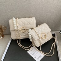 チェーン菱形バッグ女性のための 2023 新しいファッション韓国スタイルシングルショルダークロスボディバッグ外国風パール女性の小さな正方形のバッグバッグ