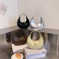 女性のバッグファッションデザイン脇の下三日月バッグ夏のダークスタイル三日月バッグファッション人格女性のためのショルダーバッグ