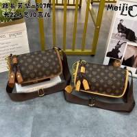 ダンプリングチェストバッグ新しいスタイルのソフトレザーファッショナブルなワイドショルダーストラップシングルショルダークロスボディ女性用