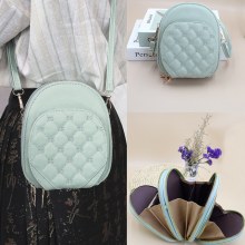 新しい女性の三層ジッパーショルダークロスボディバッグ、シンプルでハイエンドのダイヤモンドパターンの女性用ミニ携帯電話バッグ
