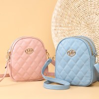 2024年の夏の新しい女性用クロスボディバッグ、多用途のニッチ韓国ショルダーバッグ、ファッショナブルな携帯電話用小型バッグ
