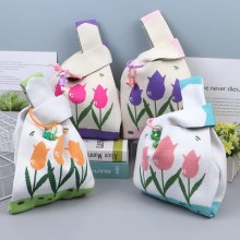 2024新しいチューリップの花の小さな新鮮なオリジナルデザインのニットバッグギフトバッグ