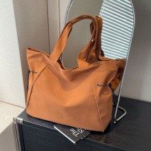 大容量 ファッション メイクアップ 通勤 カジュアル バッグ 2024 春の新作 万能インズ ショルダー 脇バッグ トートバッグ