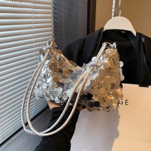 ニッチデザイン脇の下バッグ女性のための 2024 新しい夏のファッションスパンコールショルダークロスボディバッグファッショナブルなファッションバッグ