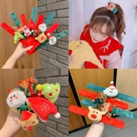 クリスマススナップリング、クリスマスヘアアクセサリー、漫画人形、子供用の小さなギフト、カップルブレスレット、創造的な装飾用品