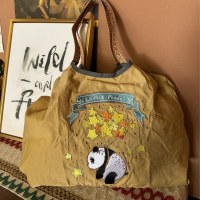 おしゃれで万能な大容量ショルダーバッグ 幅広ショルダー 日本製刺繍ショッピングバッグ 新型エコバッグ