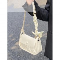 プリーツクラウドクロスボディバッグ女性のための 2024ins 新しい脇の下のファッションシングルショルダー小さな正方形のバッグ