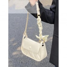 プリーツクラウドクロスボディバッグ女性のための 2024ins 新しい脇の下のファッションシングルショルダー小さな正方形のバッグ