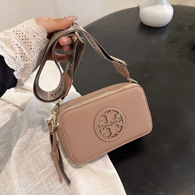 新しいレディースバッグクロスボディバッグライチパターンワイドショルダーストラップダブルジッパー小さな正方形バッグ カメラ バッグ女性のショルダーバッグ