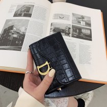 新しい女性用カードホルダー、コンパクトでファッショナブル、クロコダイル柄、大容量、複数のカードスロット、超薄型小銭入れ、女性用ショートスタイル