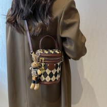 女性用ハイエンドニッチバッグ、新しいダイヤモンドパターン、多用途のポータブルバケットバッグ、ファッショナブルなインターネットセレブのシングルショルダークロスボディバッグ