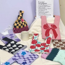 ギフト包装ハンドバッグカジュアルニットハンドバッグバッグ織バッグマルチパターンインスタイルニットバッグ女性のための