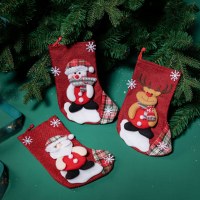 クリスマス用品全身人形スノーフレークスタイルクリスマスソックス子供のクリスマスギフトバッグクリスマスツリーの装飾撮影小道具
