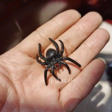 プラスチック黒模擬リトルクモハロウィンとエイプリルフールトリッキー DIY 装飾アクセサリー 4*3.2 センチメートル