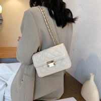 女性のための夏の小さなバッグ 2023 インターネット有名人新しいトレンディなファッション菱形チェーンバッグインターネット有名人インシングルショルダークロスボディバッグ女性のための