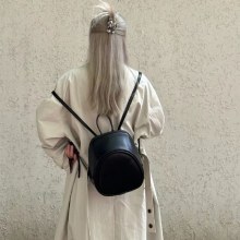 新しいバックパックの大容量カジュアルバックパックシンプルで多用途な学生通勤ソフトレザーバッグ女性用
