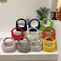 レディースバッグ 2023 新しいクロスボーダー韓国ファッション結び目バッグテクスチャー織りマルチカラー人気のクロスボディハンドバッグ