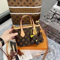 韓国のレディースバッグ春の新作ミニレディースバッグシンプルで多用途な手持ちショルダークロスボディバッグ