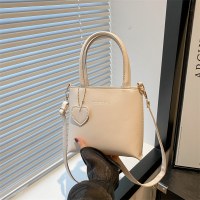 カジュアル高品質テクスチャー織りバケットバッグ 2024 新しいファッション多用途コントラストカラー折り目女性のためのシングルショルダークロスボディバッグ