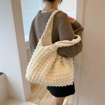 韓国 インガーリースタイルクラウドパフフラワーショルダーバッグ女性 2024 新しい夏のキャンバスシンプルなハンドバッグ