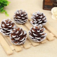 クリスマス装飾松ぼっくりの供給天然白染めピッチ松松ぼっくりクリスマスツリーペンダントアクセサリー写真撮影小道具卸売