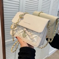 女性のための人気のバッグ 2024 夏の新しいファッションニッチデザイン多目的クロスボディバッグファッションチェーン小さなスクエアバッグ