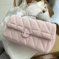 チェーンバッグ新しいクロスボディバッグ小さなバッグショルダーバッグ脇の下バッグ通勤ハイエンド菱形女性のバッグ小さな正方形のバッグ