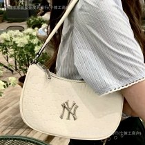 脇掛けバッグ、型押しショルダー トートバッグ 、万能でおしゃれなお団子バッグ、ハンドバッグ