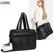 新しいダウンバッグ、綿服レディースバッグ、シンプルなパッド入りスペースバッグ、手持ち旅行バッグ、ピクニックトートショルダーバッグ