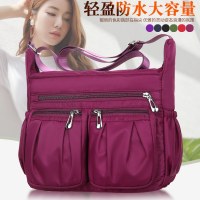 新しいファッショナブルな中年女性のバッグ軽量大容量オックスフォードキャンバスバッグショルダーバッグクロスボディマザーバッグ