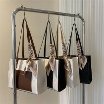 女性 の新しいスタイルの対照的な色のシングルショルダー脇の下トートバッグ韓国スタイルのファッションクロスボディ小さな正方形のバッグ