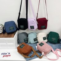 新しいカジュアルクロスボディバッグ韓国スタイル多目的ショルダーバッグシンプルなコーデュロイ小さなスクエアバッグスポーツ外出バッグ