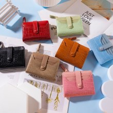 新しいレディースマカロンショート韓国スタイル財布クロコダイルパターン複数のカードスロット毎日多用途新鮮な女性の財布