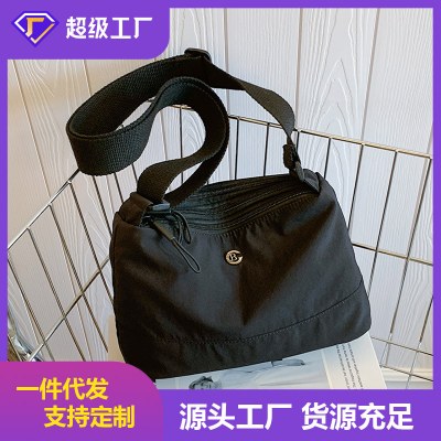 マルチコンパートメントクロスボディバッグ、トレンディで多用途なショッピングショルダーバッグ、 軽量 撥水ナイロンバッグ、カジュアルクロスボディバッグ