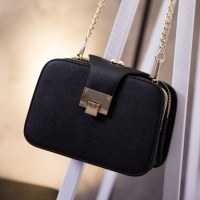 新しい女性の韓国スタイル斜めファッション女性のバッグショルダーバッグクロスボディバッグ携帯電話小さなバッグチェーン小さな正方形のバッグ