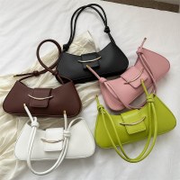 女性用ファッションバッグ、新しいスタイル、トレンディなフレンチショルダー脇バッグ、外国スタイル、シンプルなレディースバッグ、多用途のクロスボディバッグ