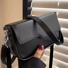 新しいファッショナブルで多用途なトレンディーな気質の小さな四角い脇の下バッグとカジュアルなワンショルダークロスボディバッグ