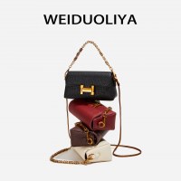 女性用フィッシュボーンチェーンワンショルダークロスボディスモールスクエアバッグ、ガールフレンドへの軽くて豪華な誕生日プレゼント、ショッピングに多用途