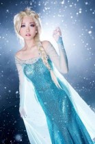 卸売コスプレアニメハロウィンアナと雪の女王大人のウェディングドレスステージパフォーマンス