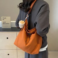 カジュアル大型バッグ女性のための 2024 新しいファッション布バッグショルダーバッグ大容量トートバッグ授業通学用斜め