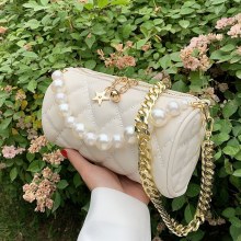 小さなバッグ女性の夏多用途 2024 新しいトレンディなニッチパールチェーンクロスボディバッグデザインシリンダーバッグ