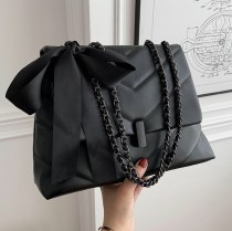 女性のためのバッグ 2024 新しいトレンディな秋と冬の大容量シングルショルダークロスボディバッグバッグファッション トートバッグ
