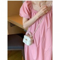 女性のための夏の新しいスタイルの小さな香りのよいダイヤモンドチェーン多用途絶妙な小さなバッグ手持ちショルダークロスボディバッグミニバッグ