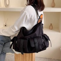 テクスチャードナイロン生地のトートバッグ、新しい トレンド の大容量ショルダーバッグ、通勤用多目的ハンドバッグ、ファッショナブルなクロスボディバッグ