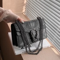 女性用バッグ、2024年の新しいスタイルの女性用バッグ、ヨーロッパとアメリカのファッション、多用途チェーンディオニュソスバッグ、シングルショルダークロスボディバッグ