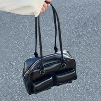 女性のバッグ 2024 新しいレトロカレッジスタイル多用途大容量カジュアル大学生クラスの通勤バッグショルダーポータブル